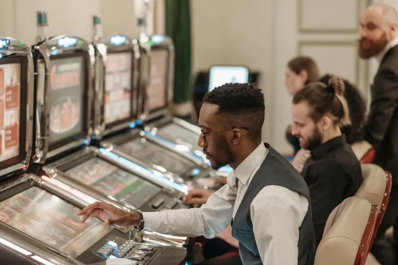 Pokies vs Table Games: Where Do Australian Punters Actually Get the Best Bang for Their Buck?